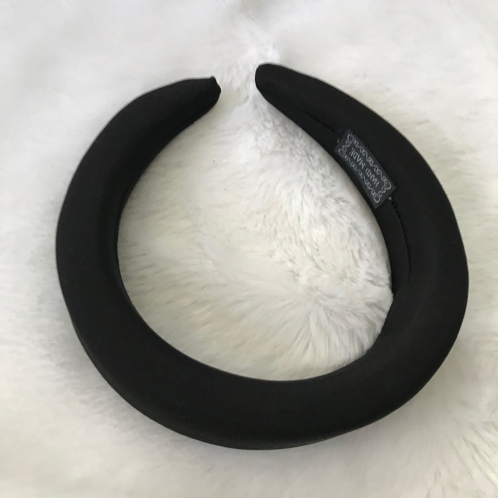 Black Padded Headband - Picture 3 of 4